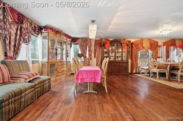 21428 Lundy Drive, Farmington Hills, MI 48336