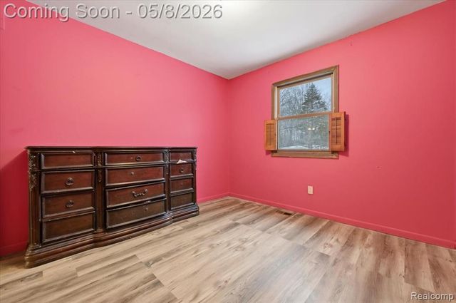 21428 Lundy Drive, Farmington Hills, MI 48336