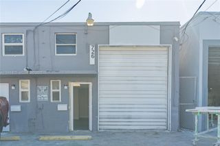 726 W 28th St, Hialeah, FL 33010