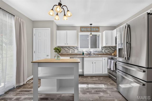 5713 Portsmouth Lane, House Springs, MO 63051