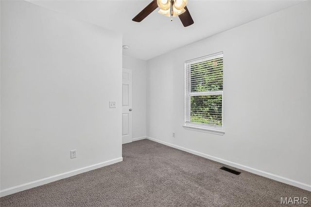 5713 Portsmouth Lane, House Springs, MO 63051