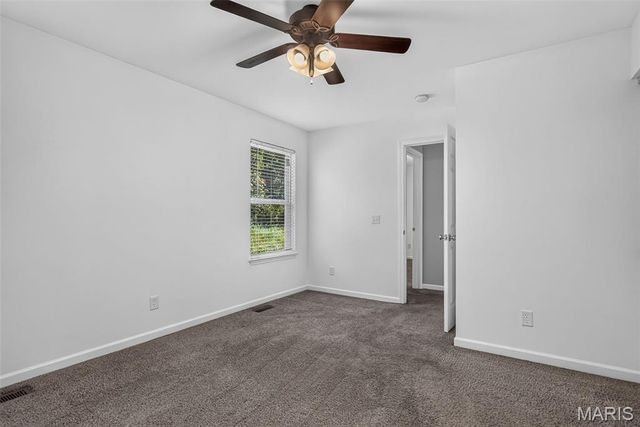 5713 Portsmouth Lane, House Springs, MO 63051