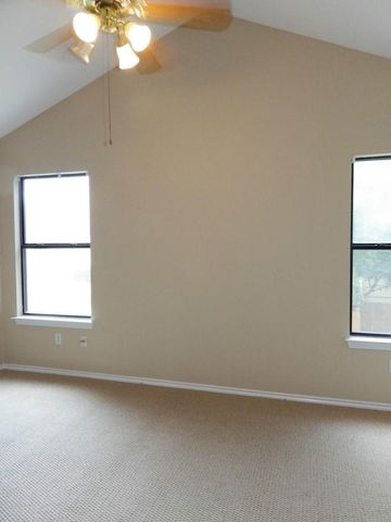 11901 Swearingen DR 104, Austin, TX 78758