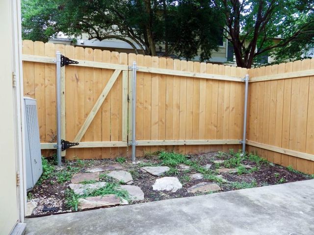 11901 Swearingen DR 104, Austin, TX 78758