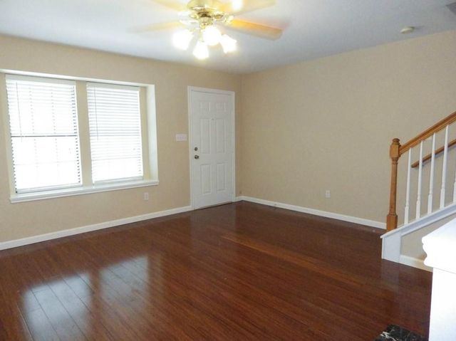 11901 Swearingen DR 104, Austin, TX 78758