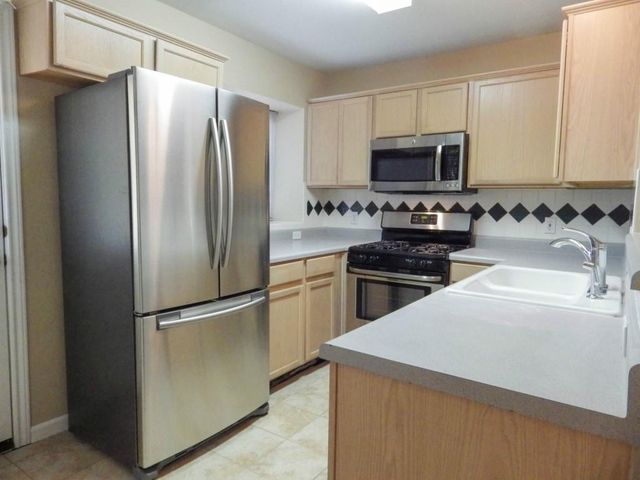 11901 Swearingen DR 104, Austin, TX 78758