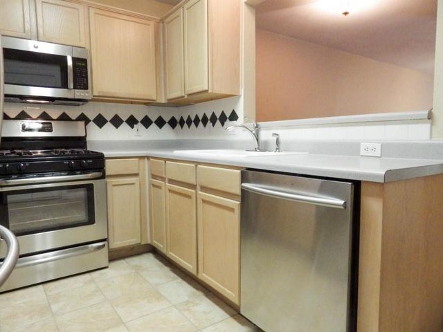 11901 Swearingen DR 104, Austin, TX 78758