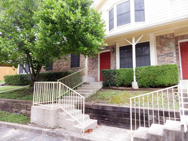 11901 Swearingen DR 104, Austin, TX 78758