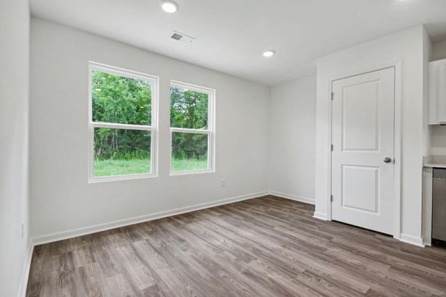 83 Vintage Way, Tabor City, NC 28463
