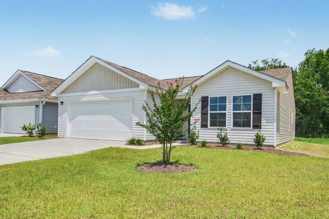 83 Vintage Way, Tabor City, NC 28463