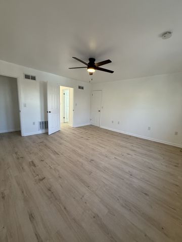 103 Springer Dr, Lawrenceburg, TN 38464