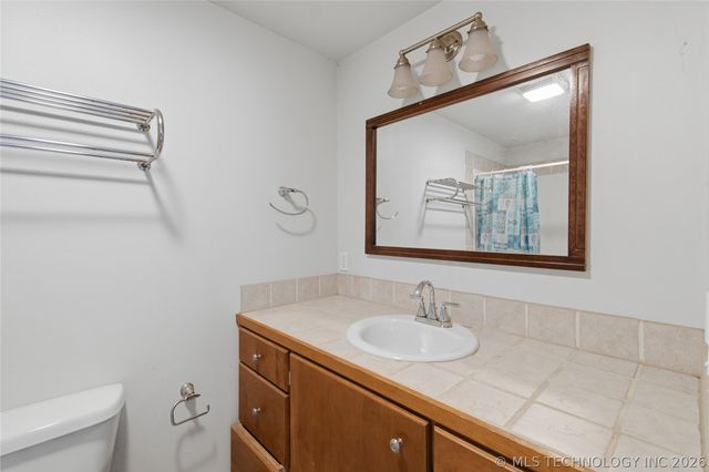 12258 N 431 Road, Adair, OK 74330