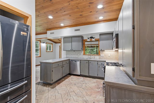 12258 N 431 Road, Adair, OK 74330