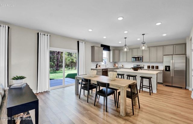 16802 Asher Ct, Louisville, KY 40245