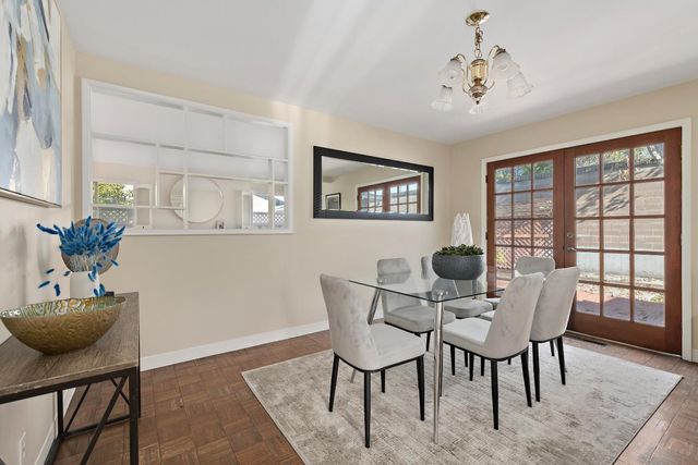 2257 Portsmouth Way, San Mateo, CA 94403