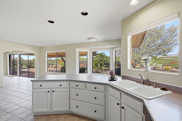 14541 N Alamo Canyon Drive, Oro Valley, AZ 85755