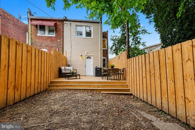 3916 WOODHAVEN AVE, Baltimore, MD 21216