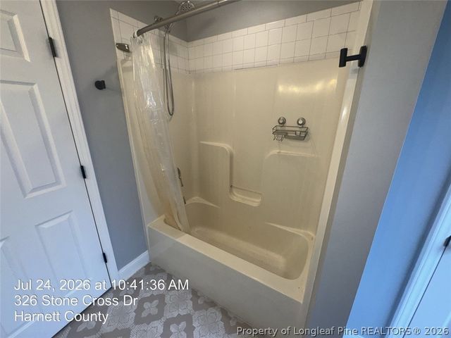 326 Stone Cross Drive, Spring Lake, NC 28390