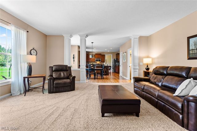 2886 Parnham Drive, Medina, OH 44256