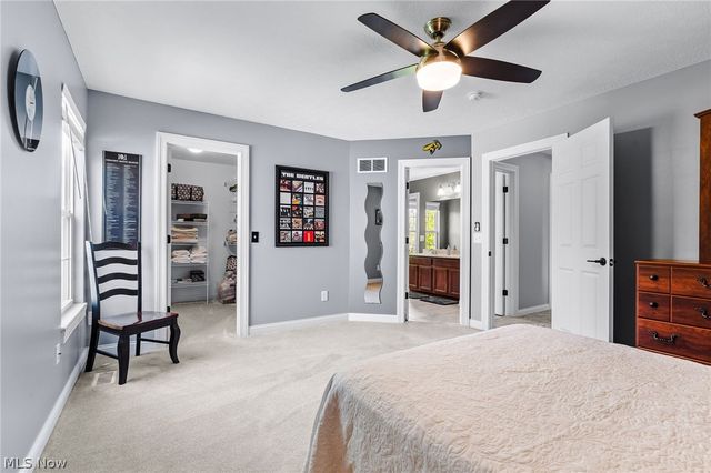 2886 Parnham Drive, Medina, OH 44256