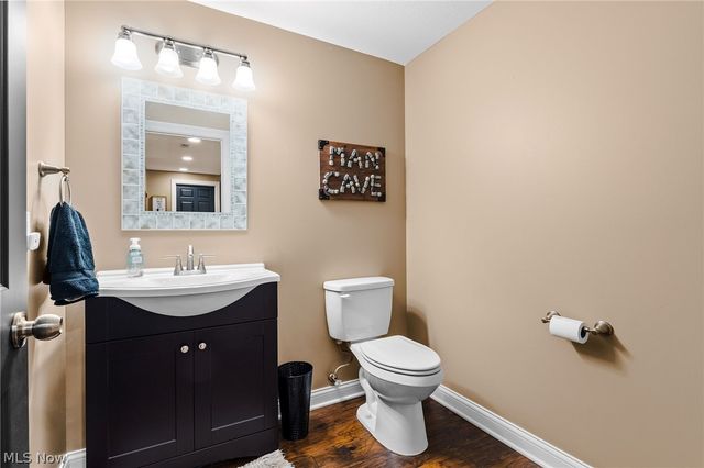 2886 Parnham Drive, Medina, OH 44256