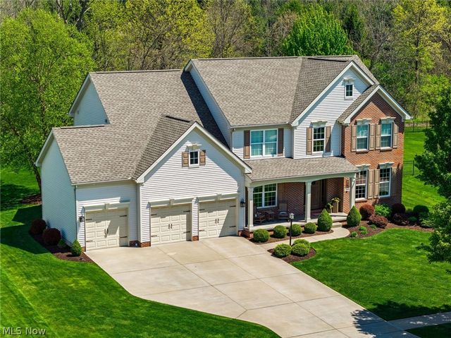 2886 Parnham Drive, Medina, OH 44256