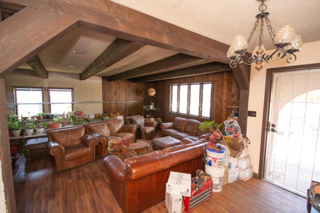 236 State Route Y, Arcola, MO 65603