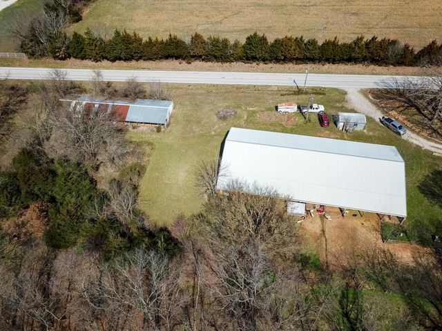 236 State Route Y, Arcola, MO 65603