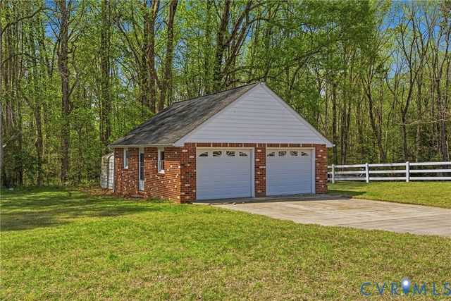 6411 Pine Slash Rd, Mechanicsville, VA 23116