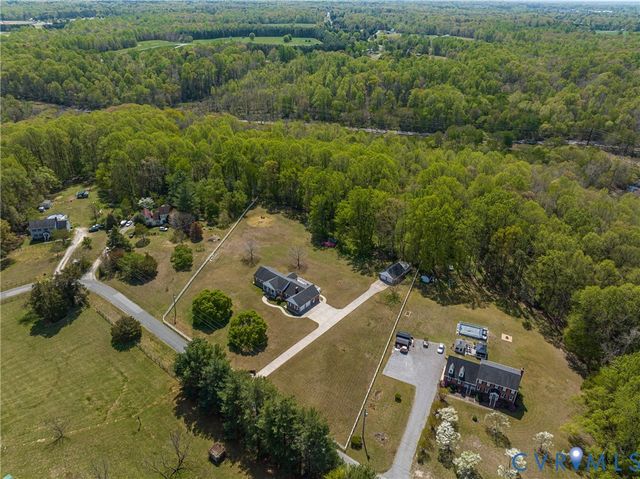 6411 Pine Slash Rd, Mechanicsville, VA 23116