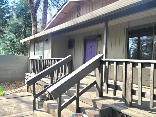 5772 Arrowhead Dr, Foresthill, CA 95631