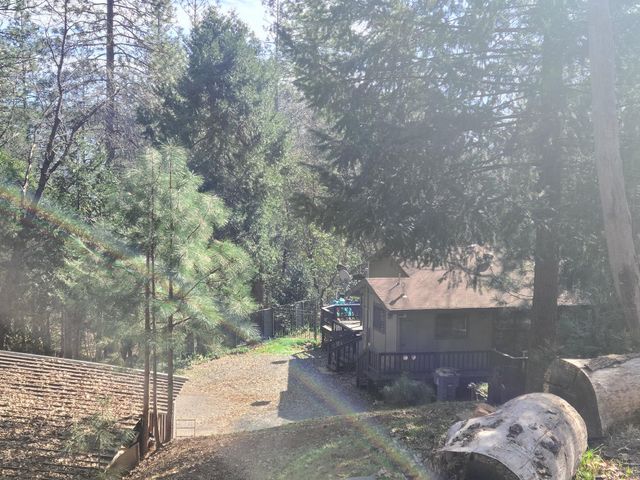 5772 Arrowhead Dr, Foresthill, CA 95631