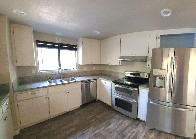 5772 Arrowhead Dr, Foresthill, CA 95631