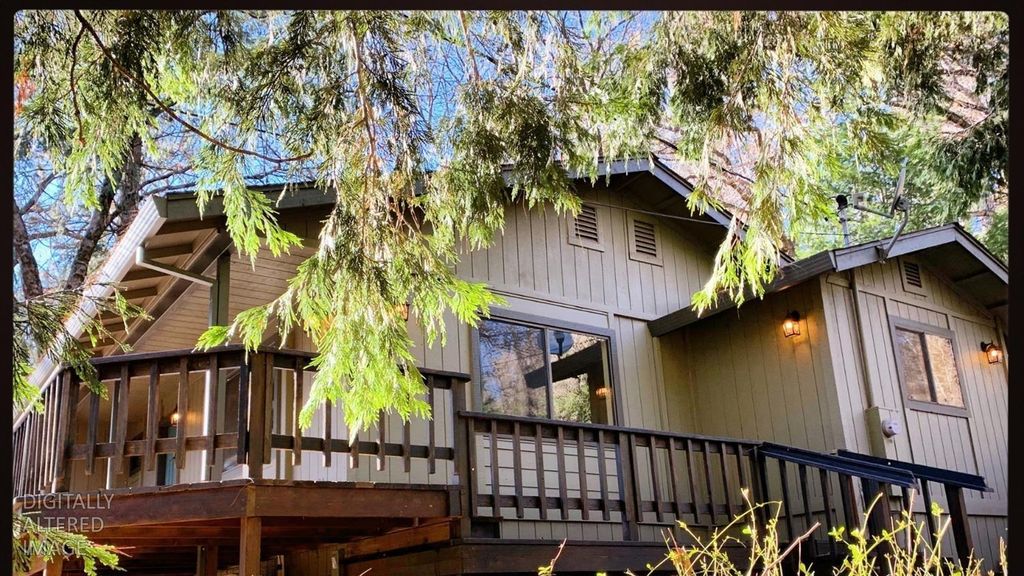 5772 Arrowhead Dr, Foresthill, CA 95631