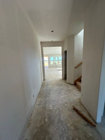 3528 Helena Street, Gainesville, TX 76240