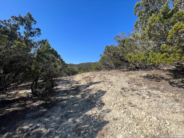 191 Scott Dr, Center Point, TX 78010