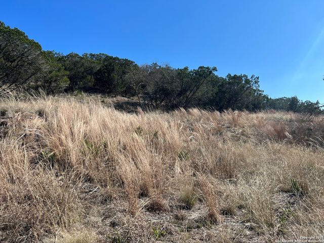 191 Scott Dr, Center Point, TX 78010