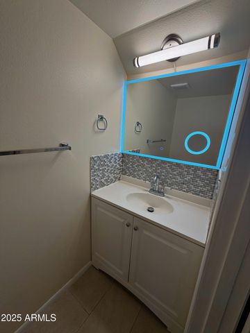 1657 W Hazelwood Street, Phoenix, AZ 85015