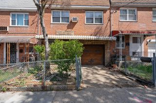 15505 59th Avenue, Flushing, NY 11355