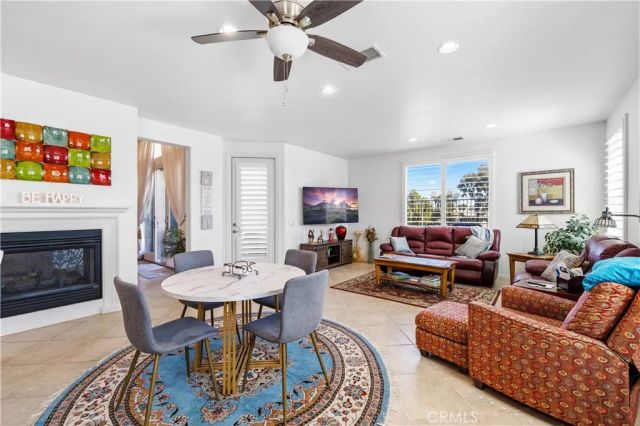 520 Olazabal, Hemet, CA 92545