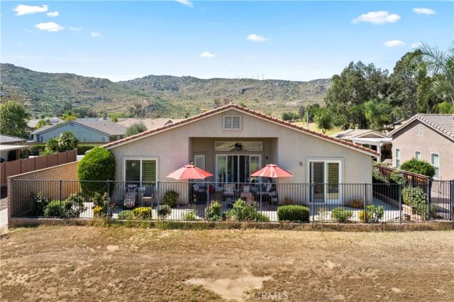 520 Olazabal, Hemet, CA 92545