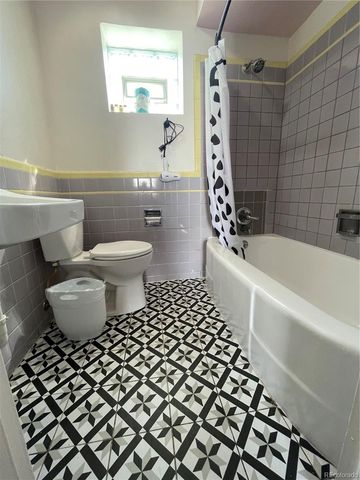 105 8th Avenue, Greeley, CO 80631