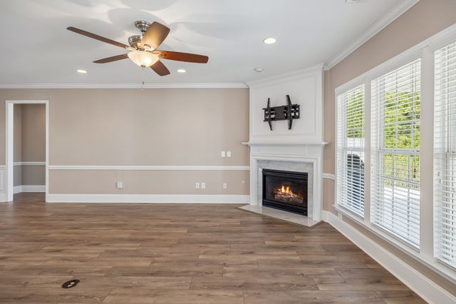 412 Schooner Ln, Mount Juliet, TN 37122