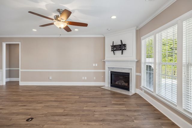 412 Schooner Ln, Mount Juliet, TN 37122