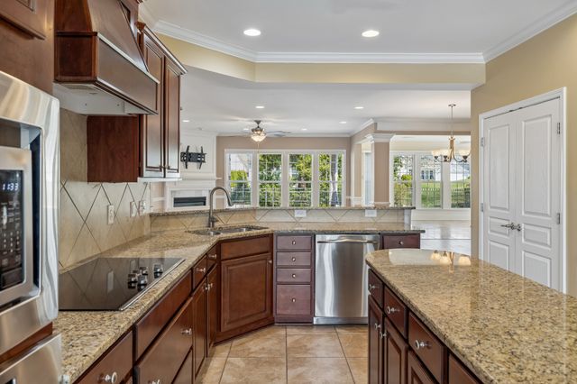 412 Schooner Ln, Mount Juliet, TN 37122