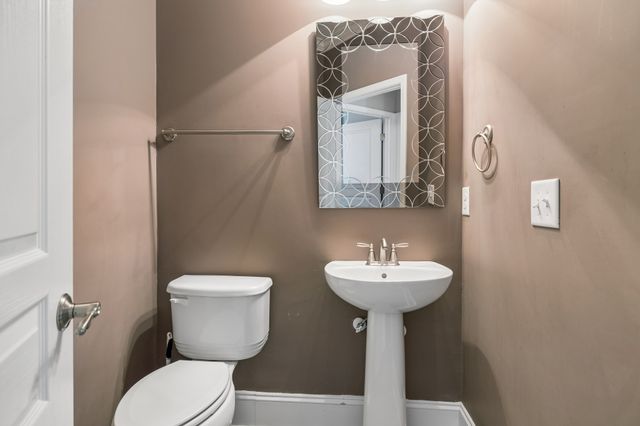 412 Schooner Ln, Mount Juliet, TN 37122