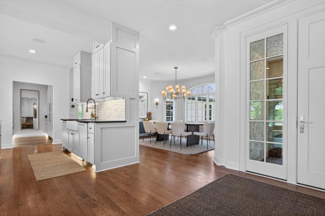 1000 Old Crystal Bay Road S, Orono, MN 55391