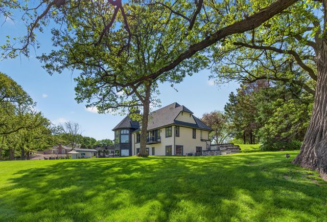 1000 Old Crystal Bay Road S, Orono, MN 55391