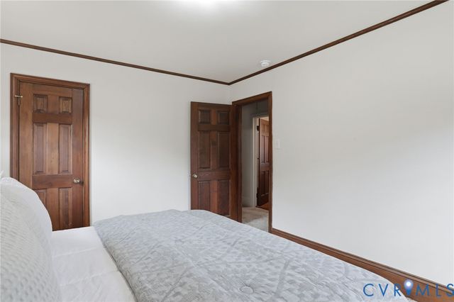 6900 Hopkins Rd, North Chesterfield, VA 23234