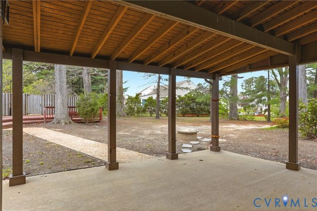 6900 Hopkins Rd, North Chesterfield, VA 23234